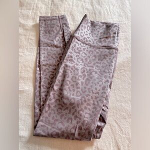 💜ZYIA Active Lilac Leopard Print Supreme High Rise Legging Size 8-10